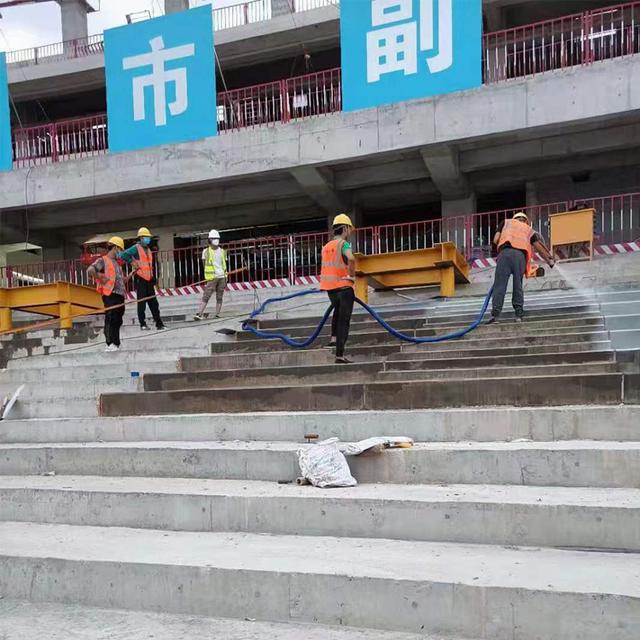 聚氨酯噴涂設(shè)備